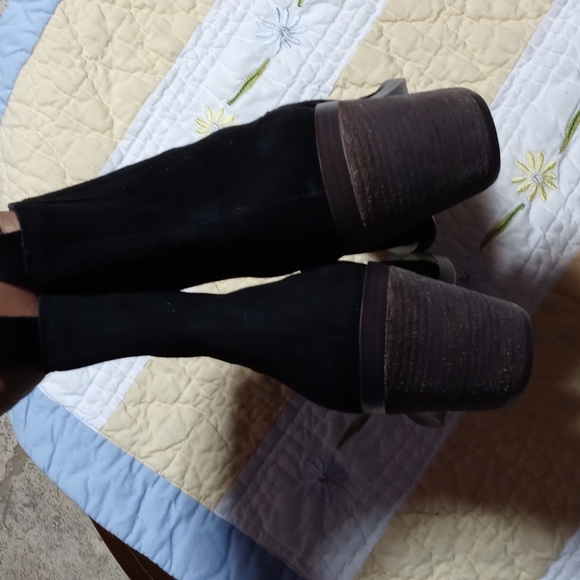 Vince Camuto Ackella Black Pull-on Square Close Toe Block heel Size 9.5 - Picture 4 of 9